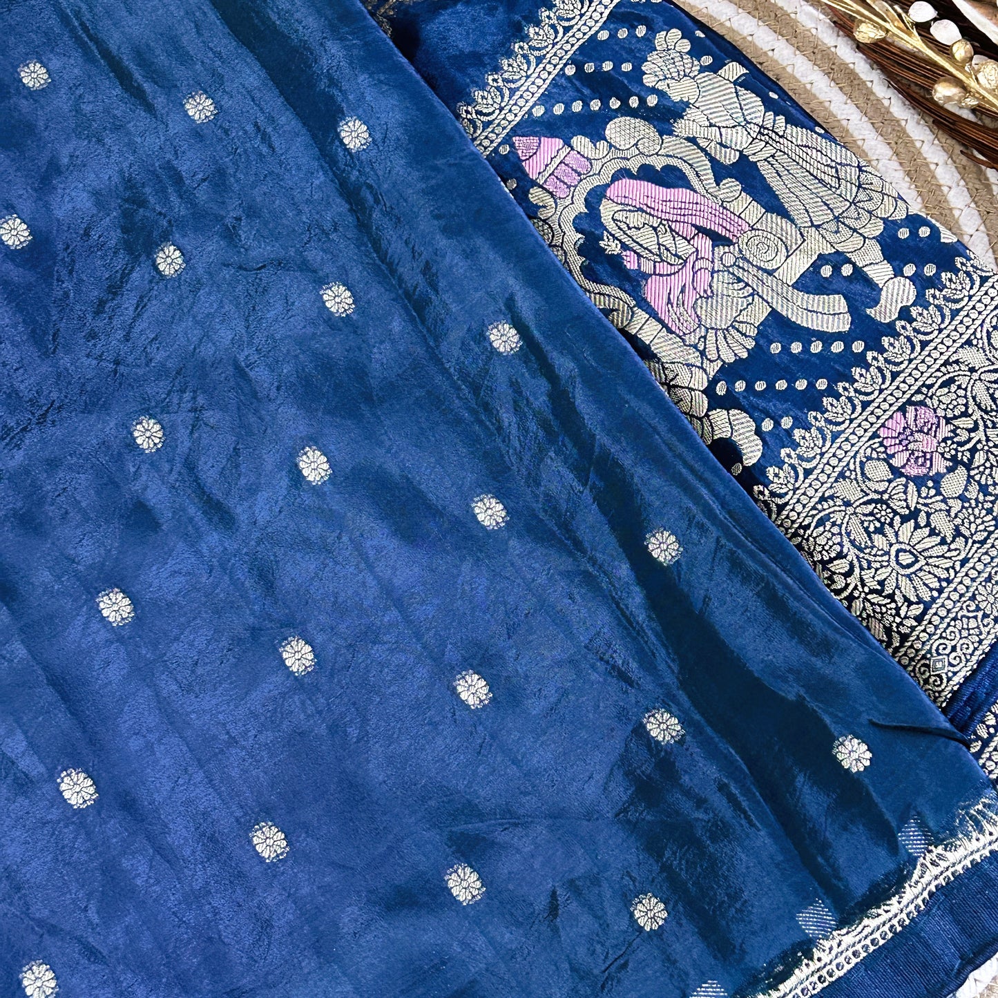 Rich Zari border with elephant detailing Viscose Saree | Peacock Green | Maguvaa Sarees