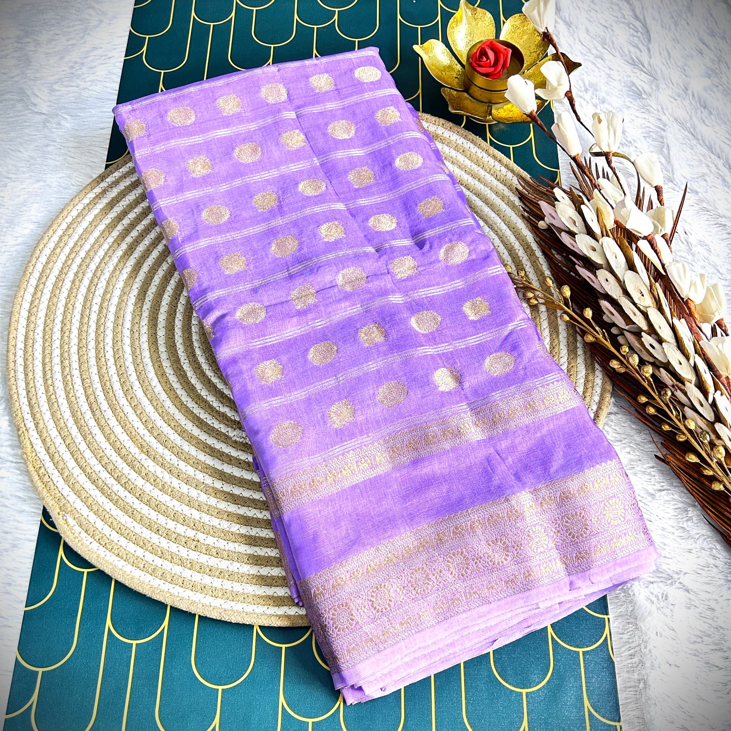 Russian Silk with all over butti and bentex border | Lavender | Maguvaa Sarees